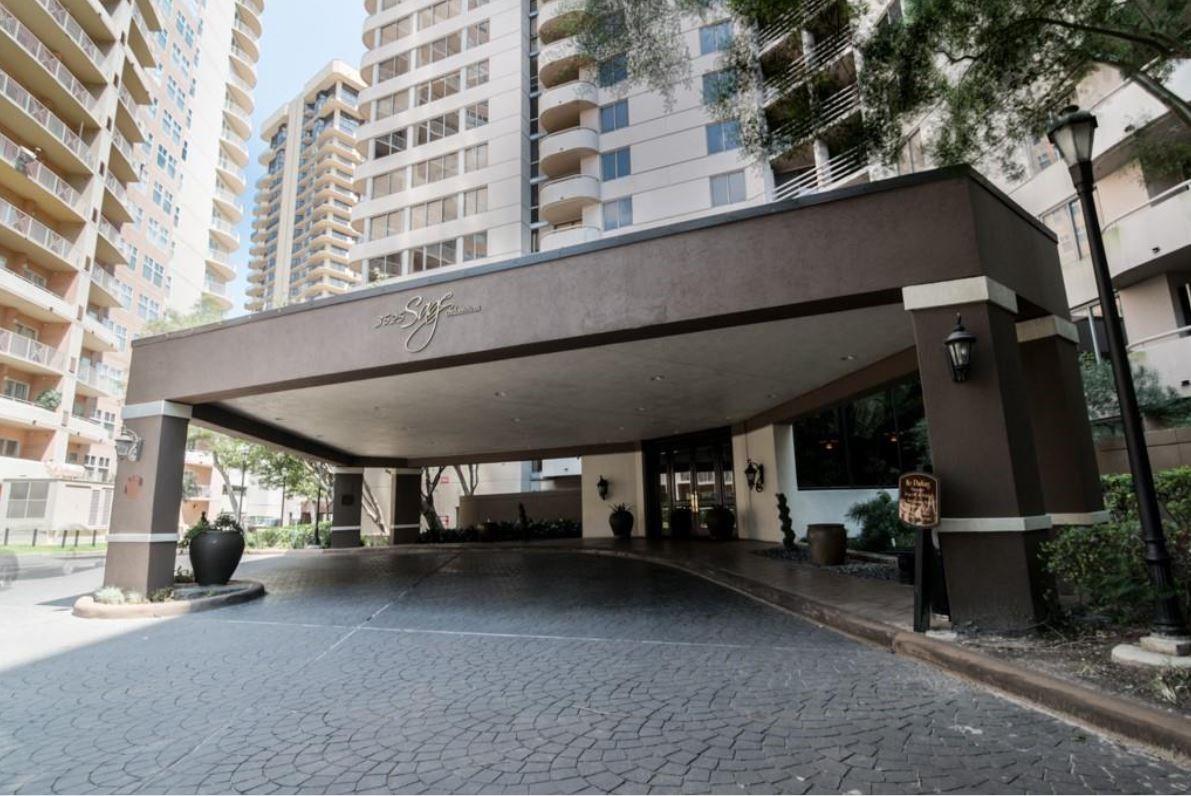 3525 Sage Road # 403