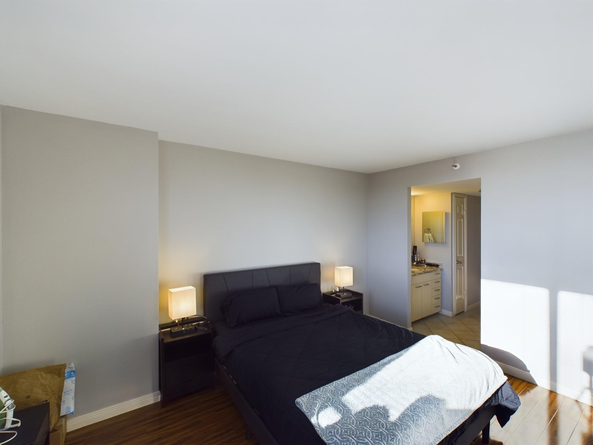 3525 Sage Road # 403