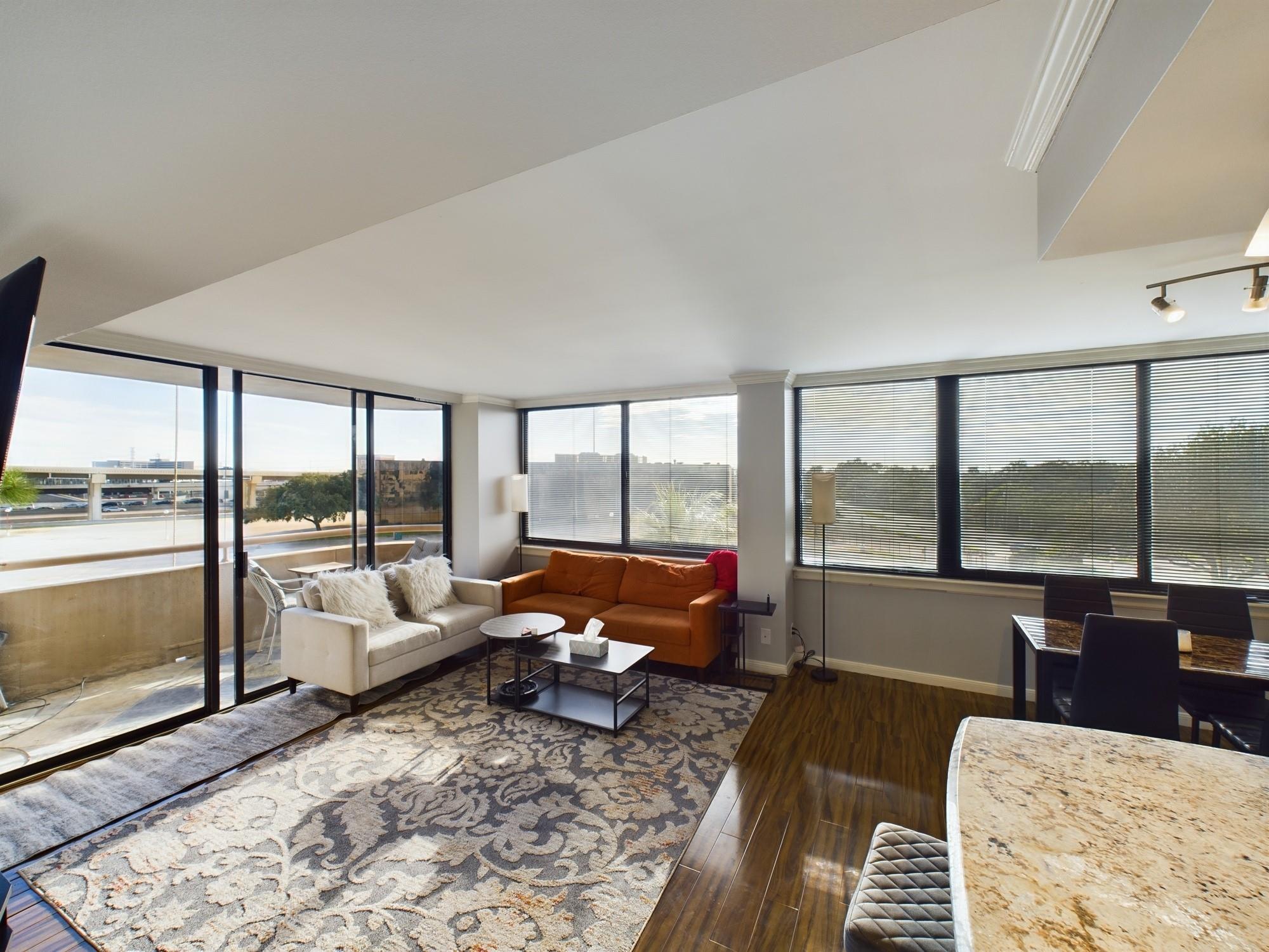 3525 Sage Road # 403