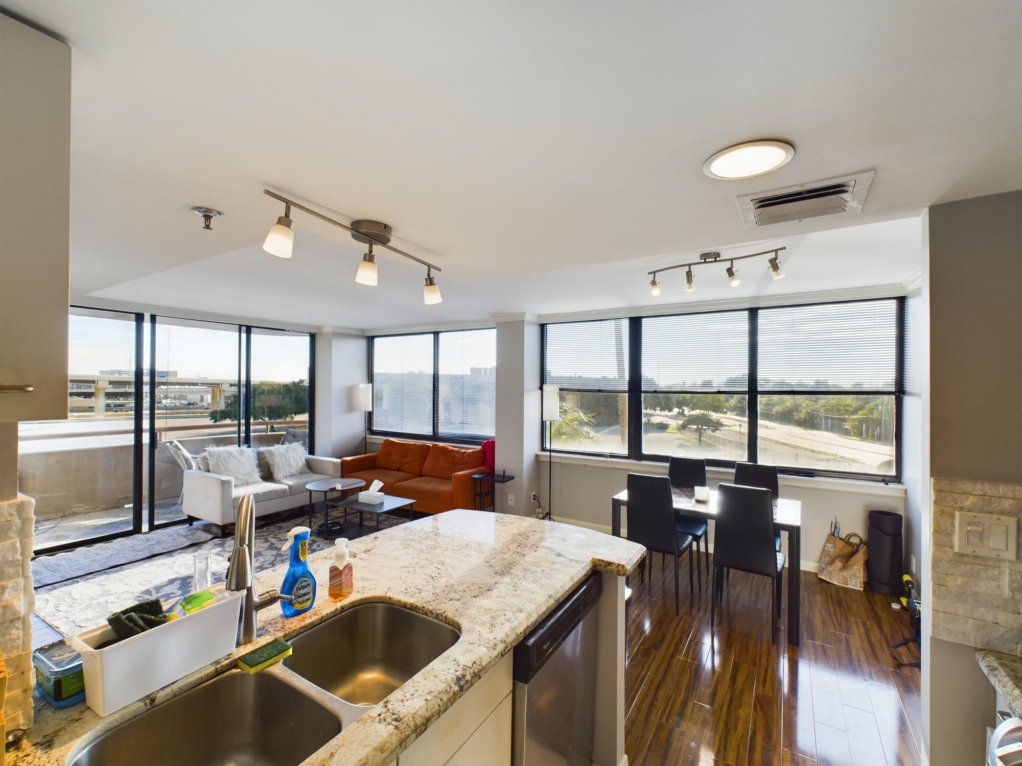 3525 Sage Road # 403