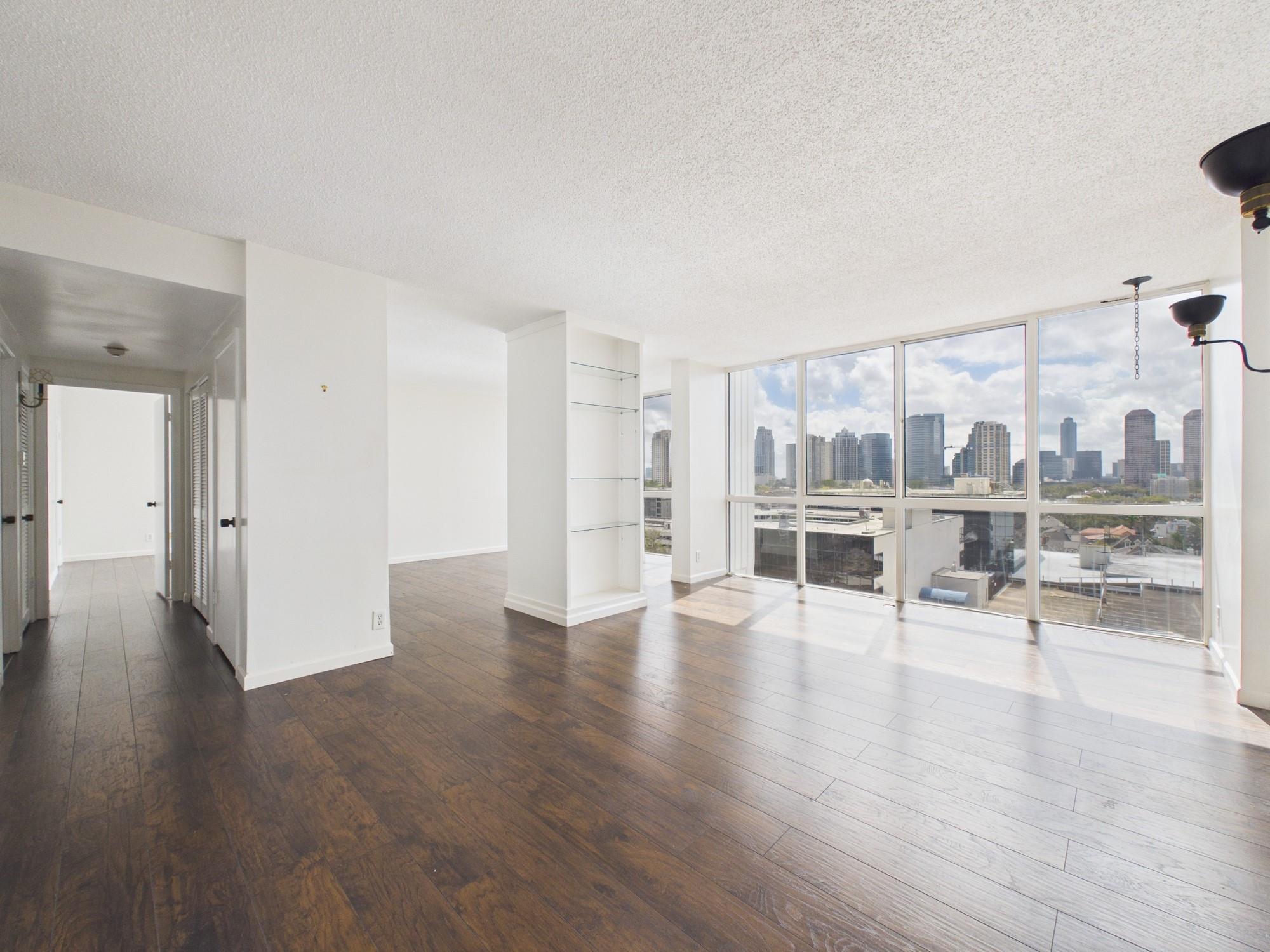 5001 Woodway Drive # 1103