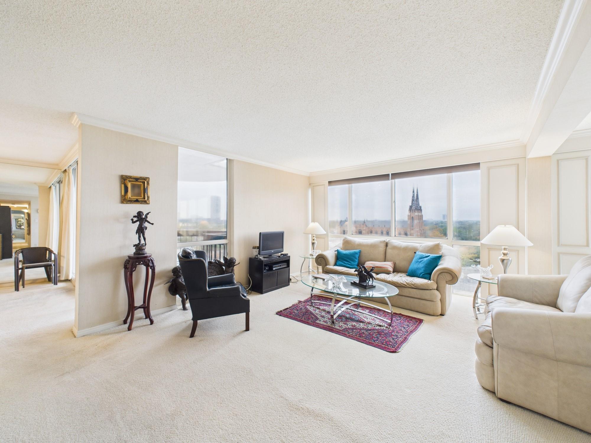 5001 Woodway Drive # 1104