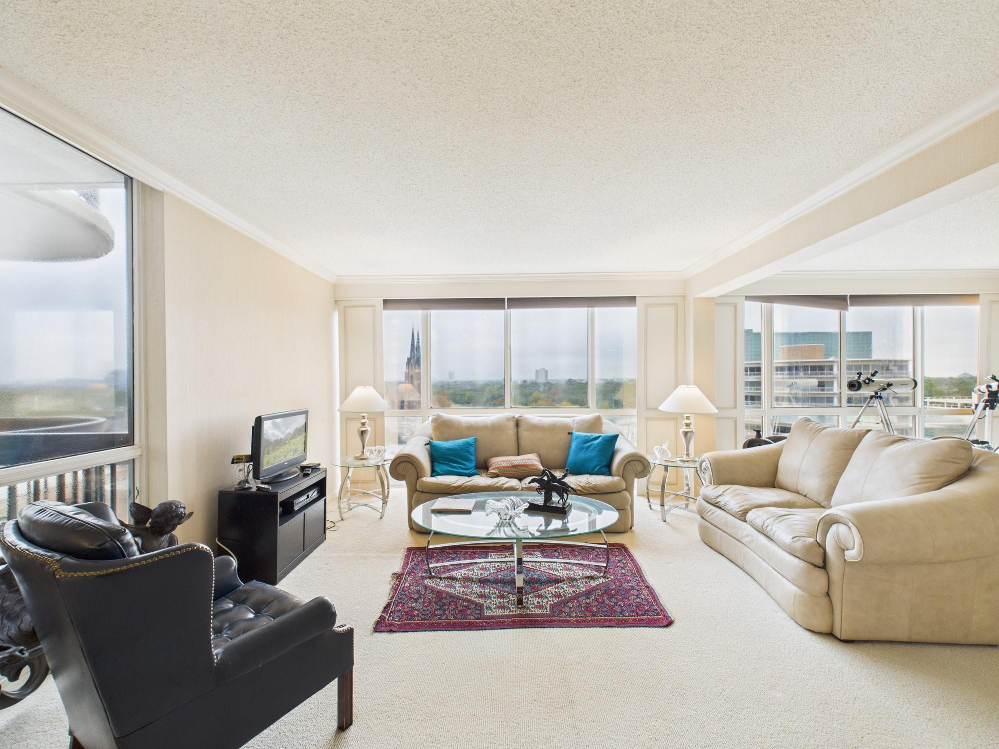 5001 Woodway Drive # 1104