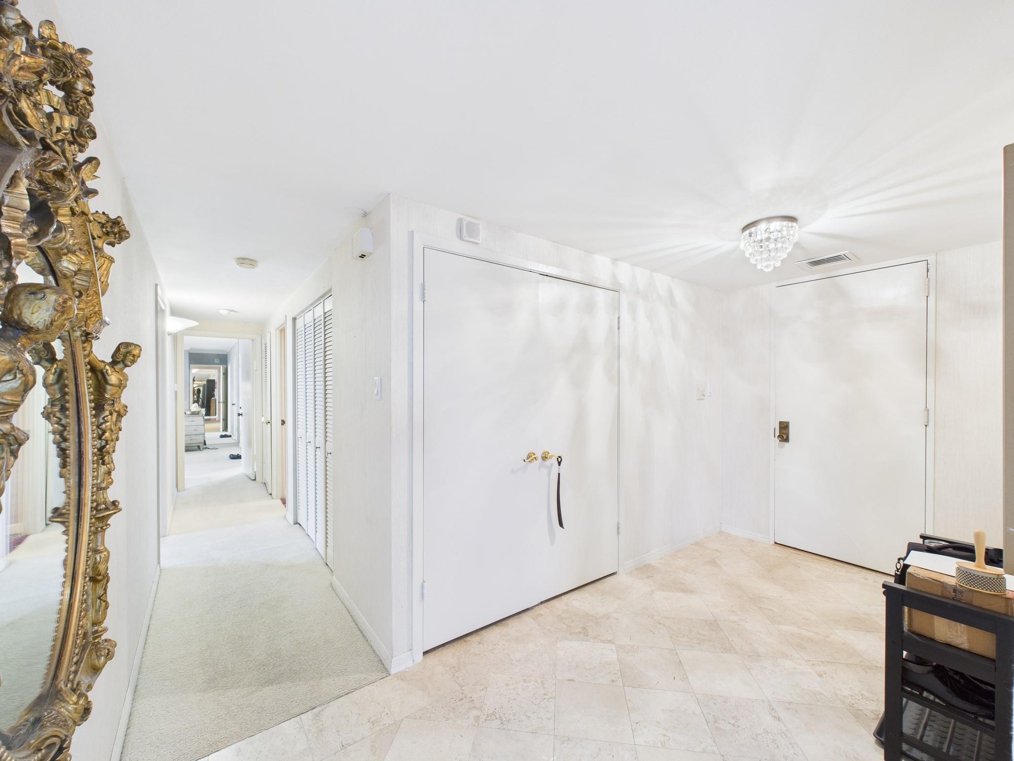 5001 Woodway Drive # 1104