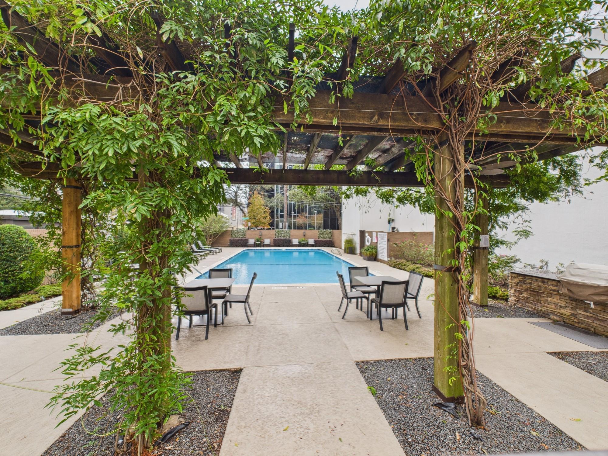 5001 Woodway Drive # 1104