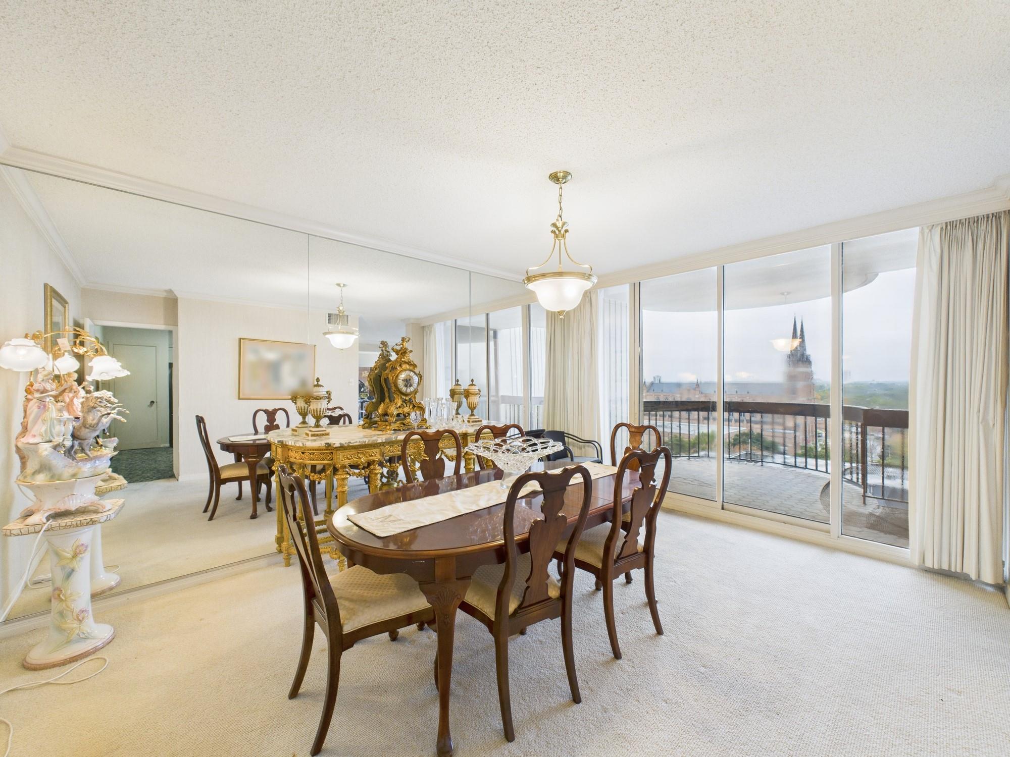 5001 Woodway Drive # 1104