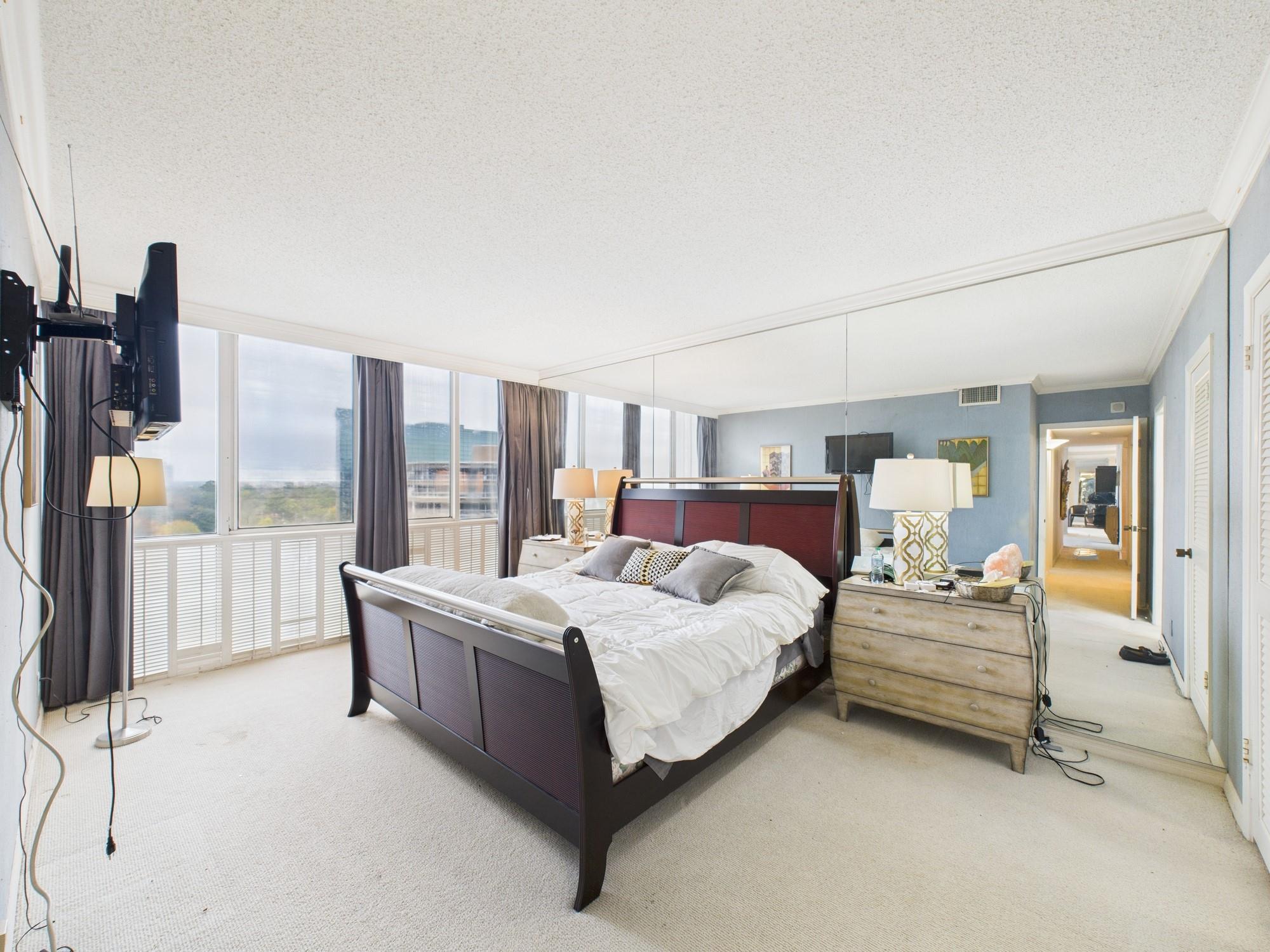 5001 Woodway Drive # 1104