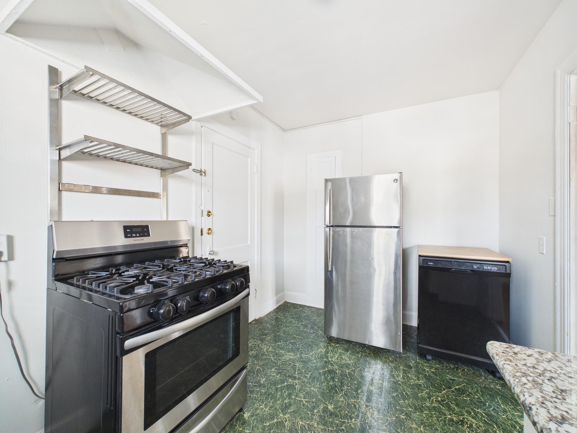 1920 Richmond Avenue # 7