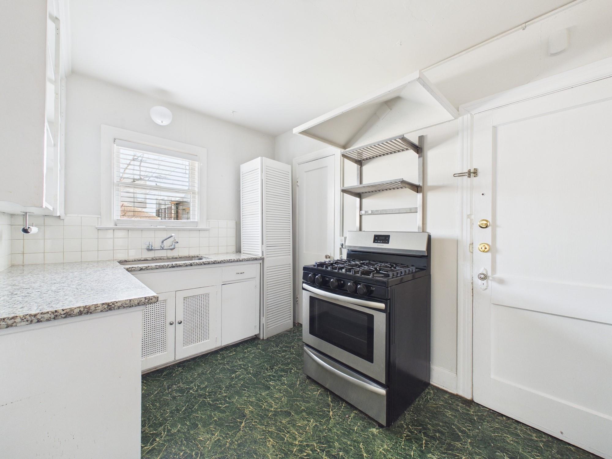 1920 Richmond Avenue # 7