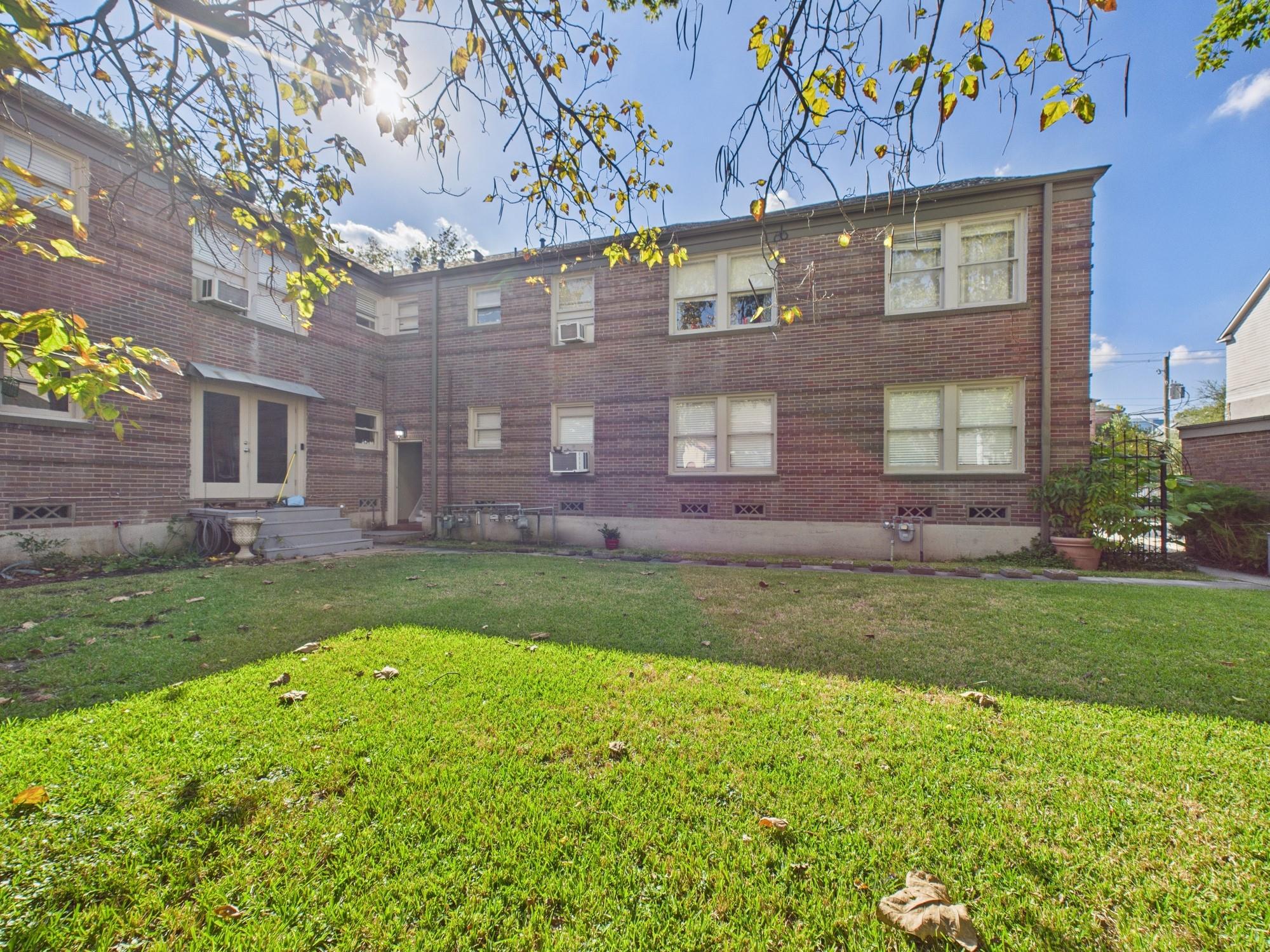 1920 Richmond Avenue # 7