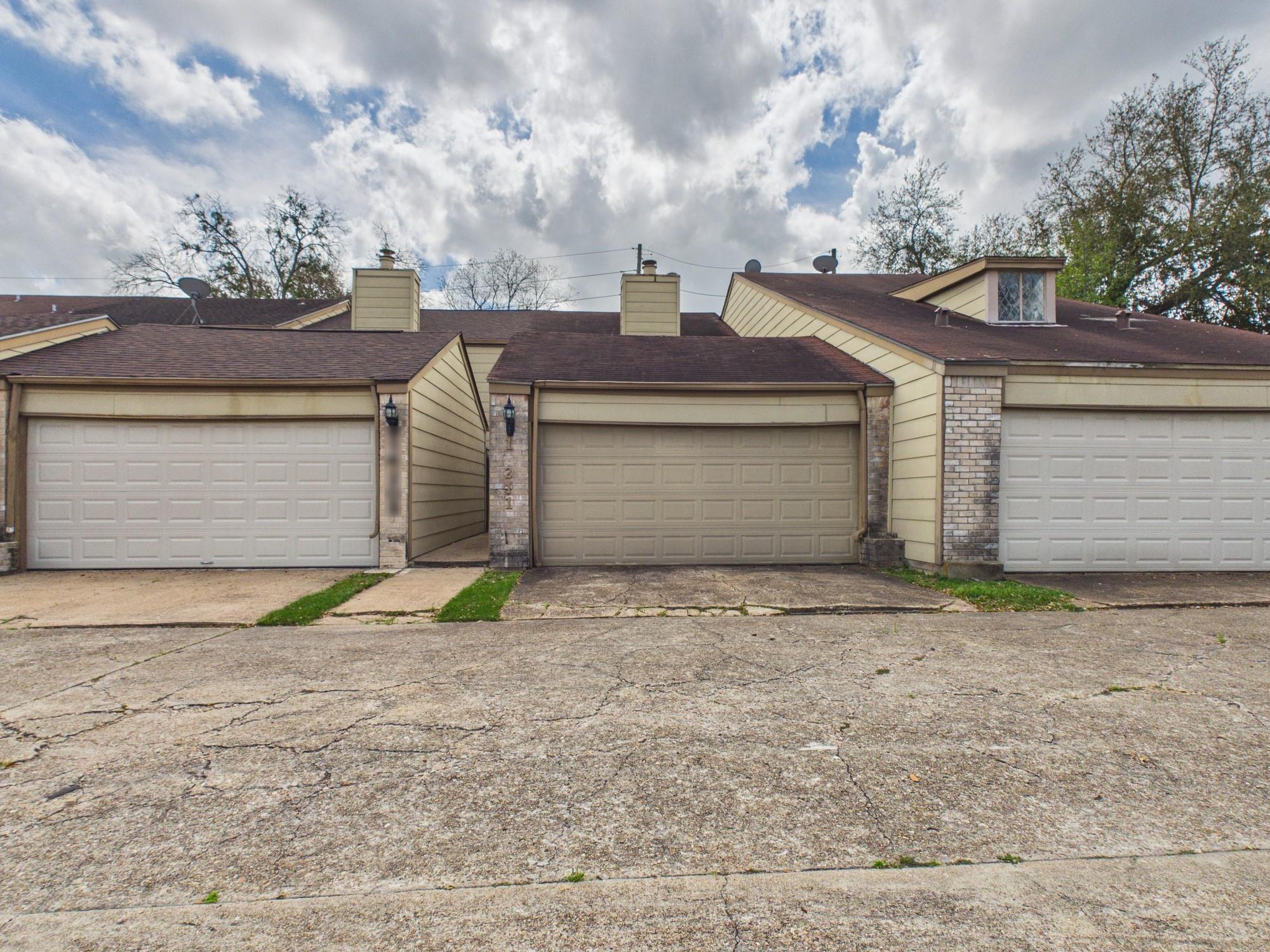 14211 Briarsage Court