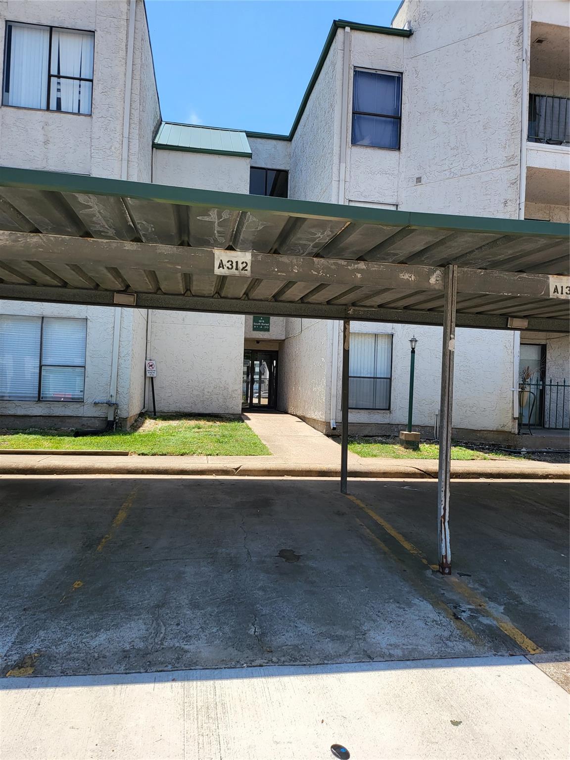 2818 S Bartell Drive # 312