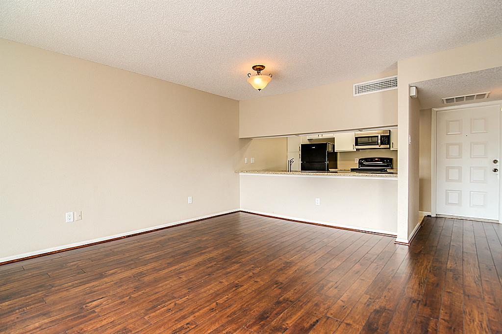 2818 S Bartell Drive # 312