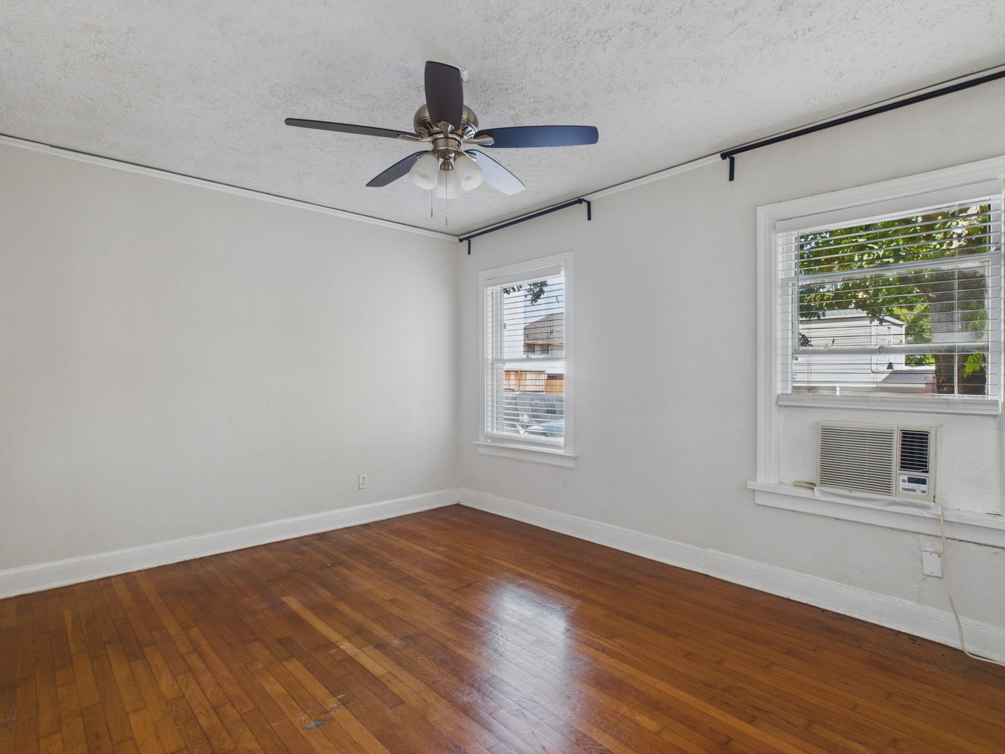 1920 Richmond Avenue # 13