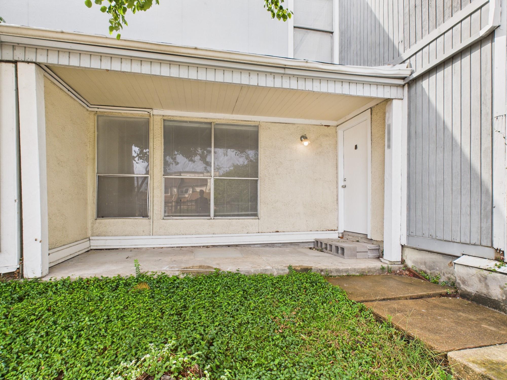 781 Country Place Drive # 2004