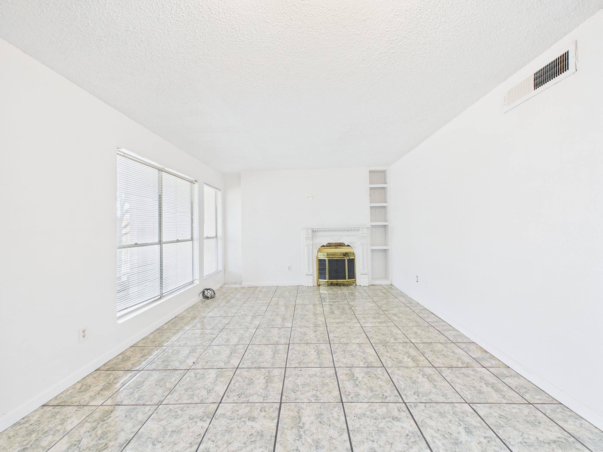 781 Country Place Drive # 2004