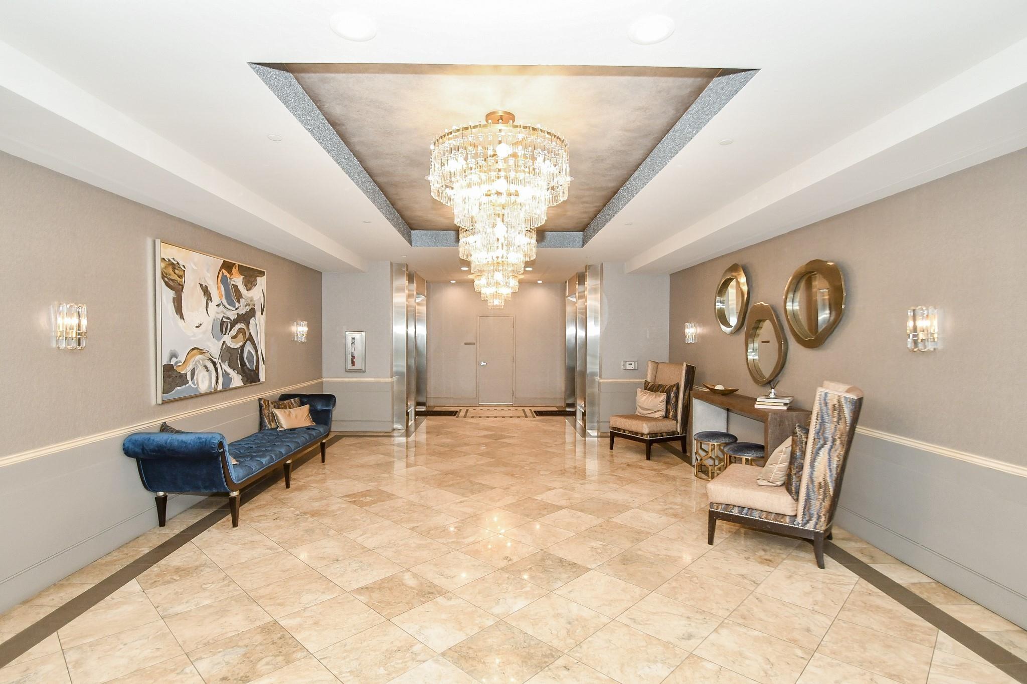 1600 Post Oak Boulevard # 1803