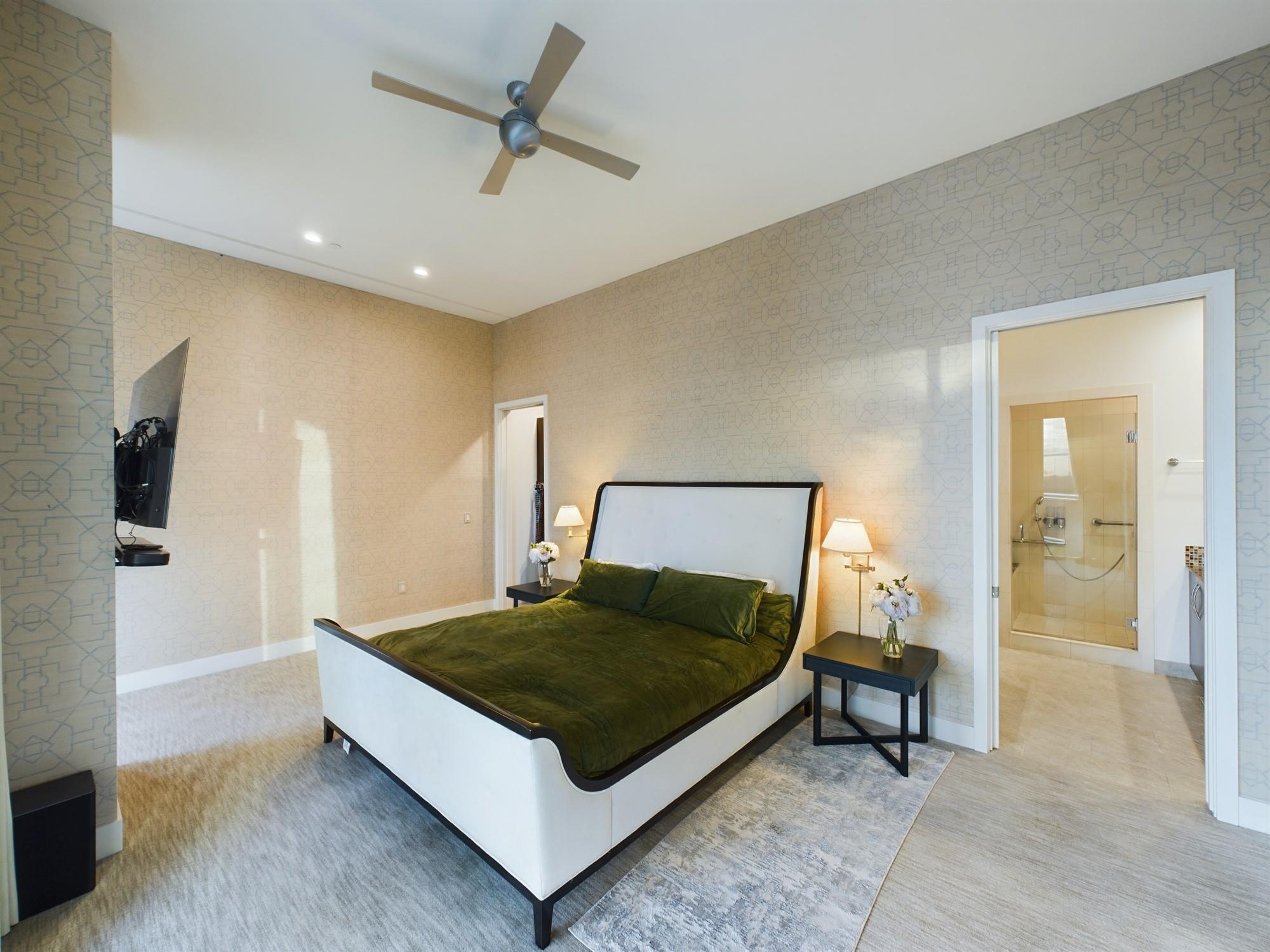 1600 Post Oak Boulevard # 1803