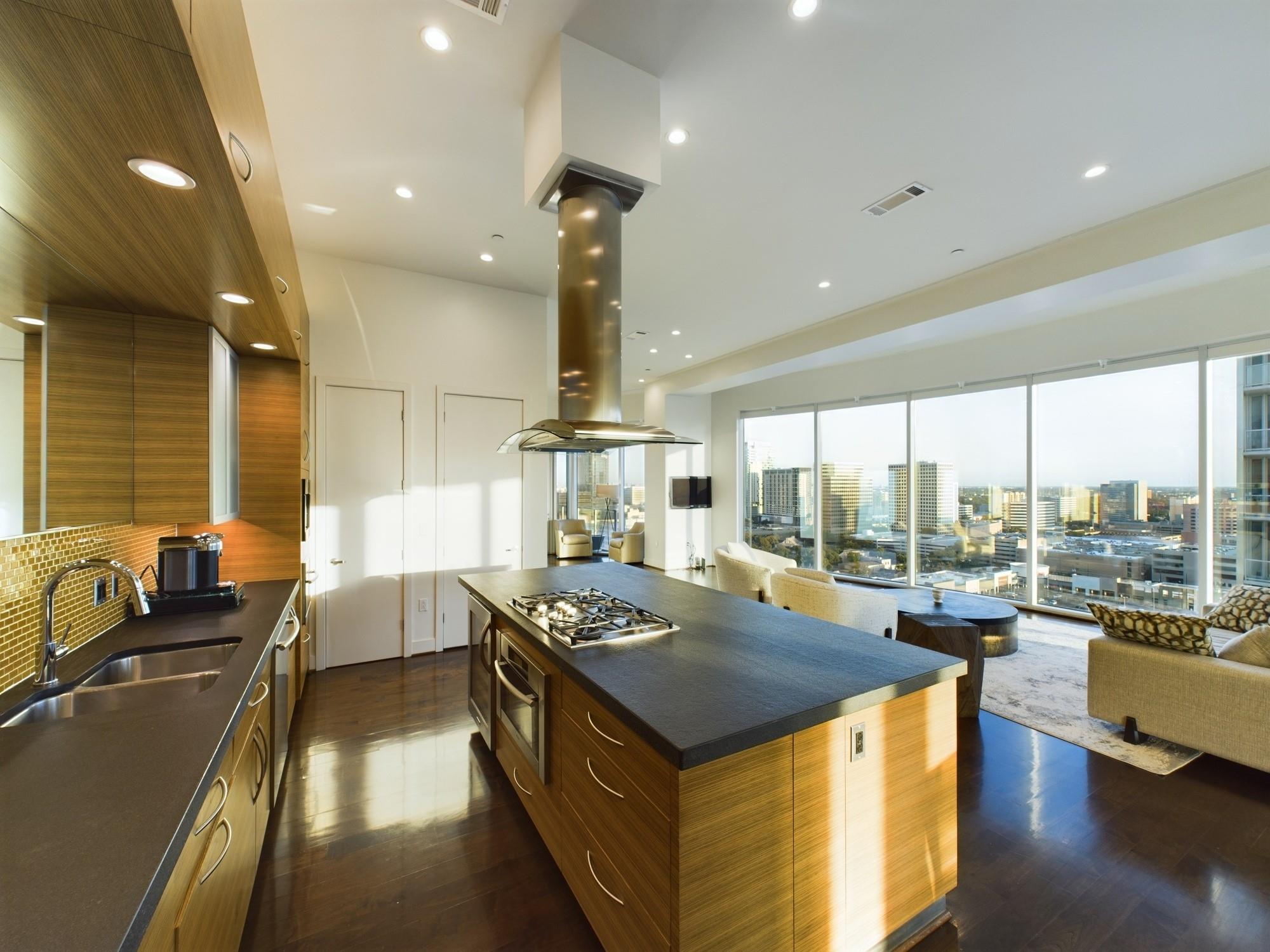1600 Post Oak Boulevard # 1803