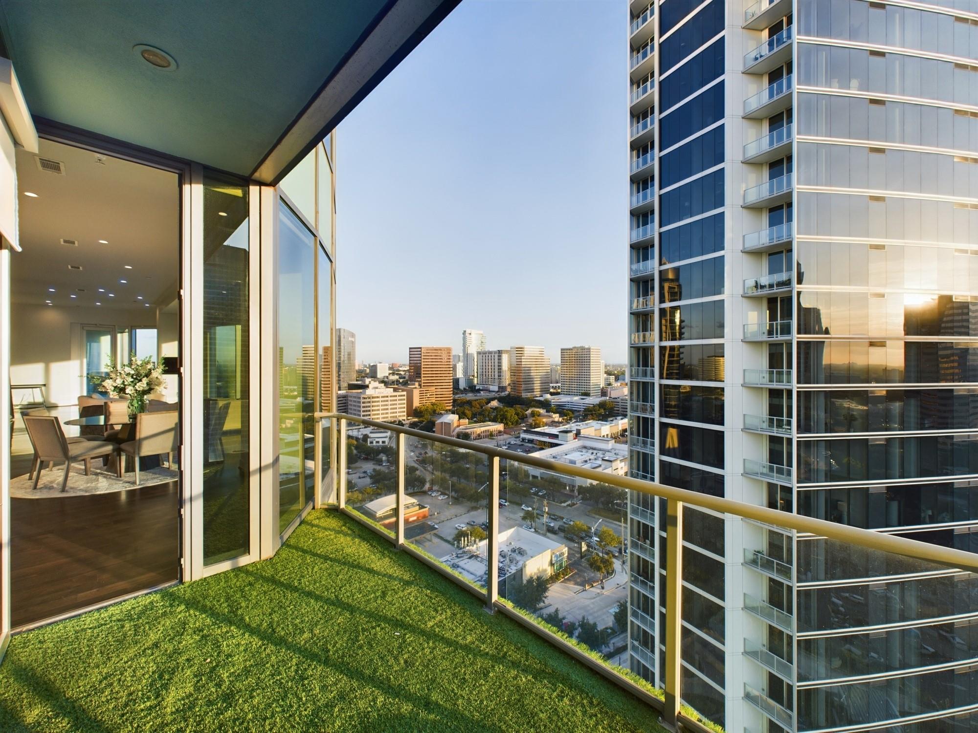 1600 Post Oak Boulevard # 1803