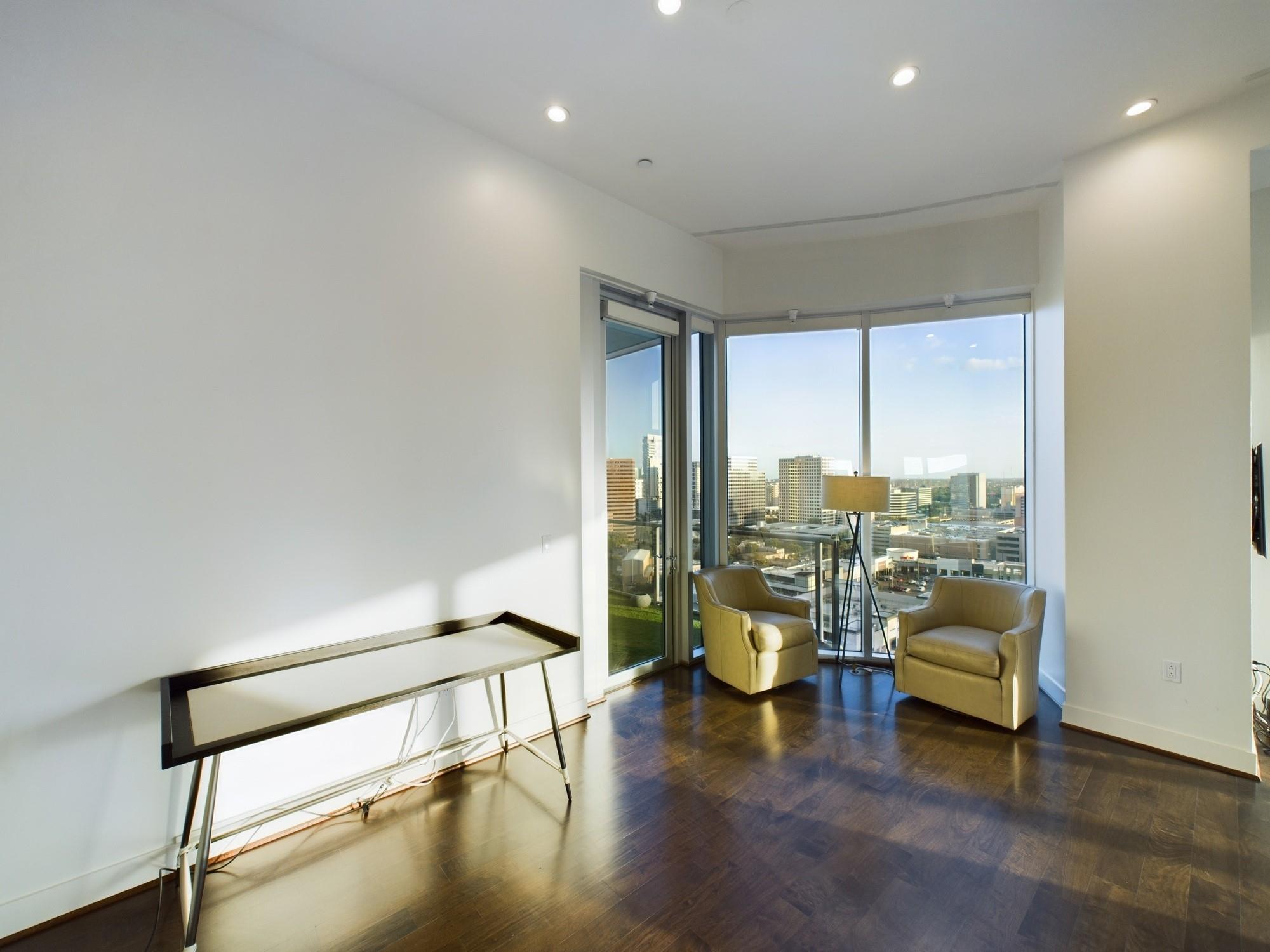 1600 Post Oak Boulevard # 1803