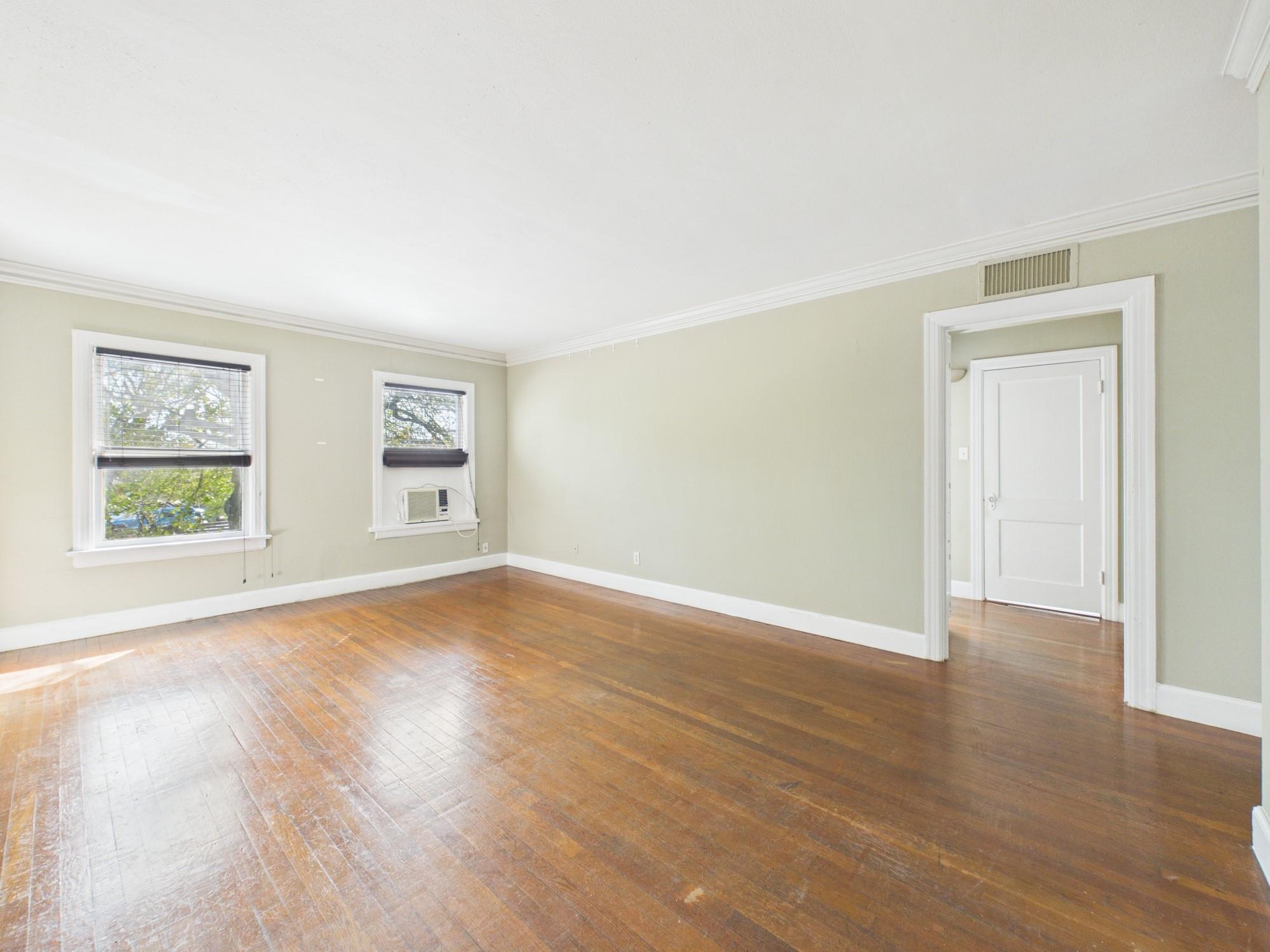 1920 Richmond Avenue # 4