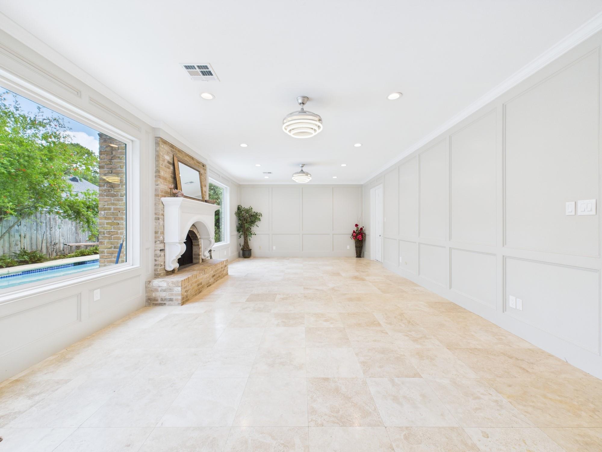 702 Daria Court