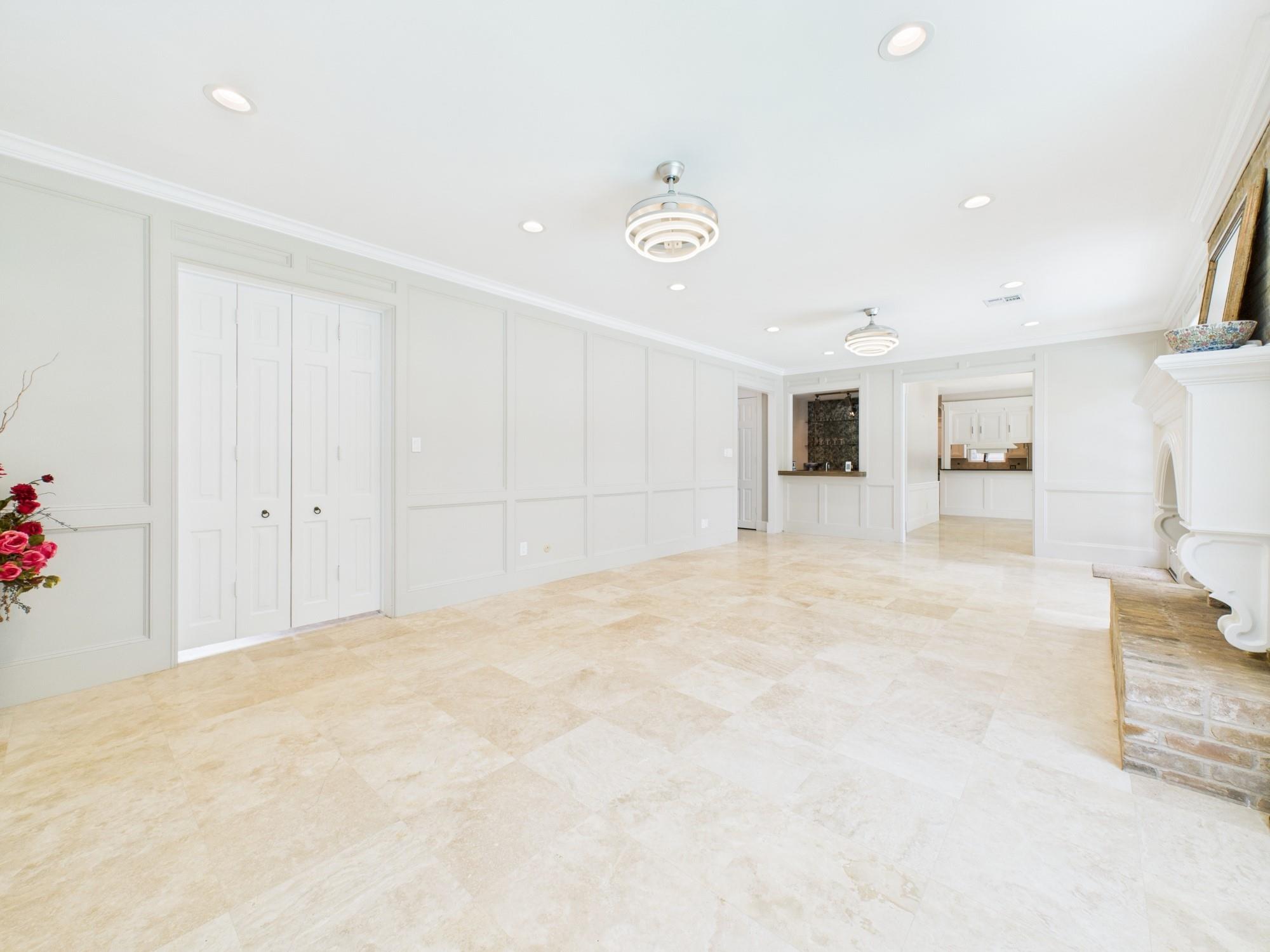 702 Daria Court