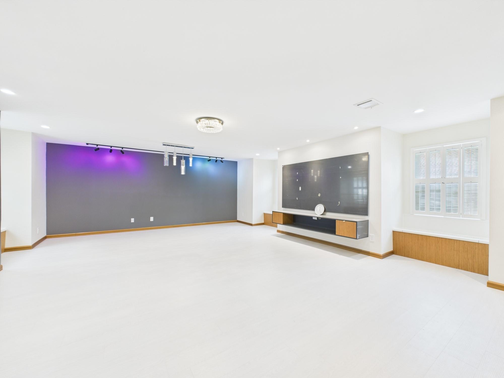 702 Daria Court