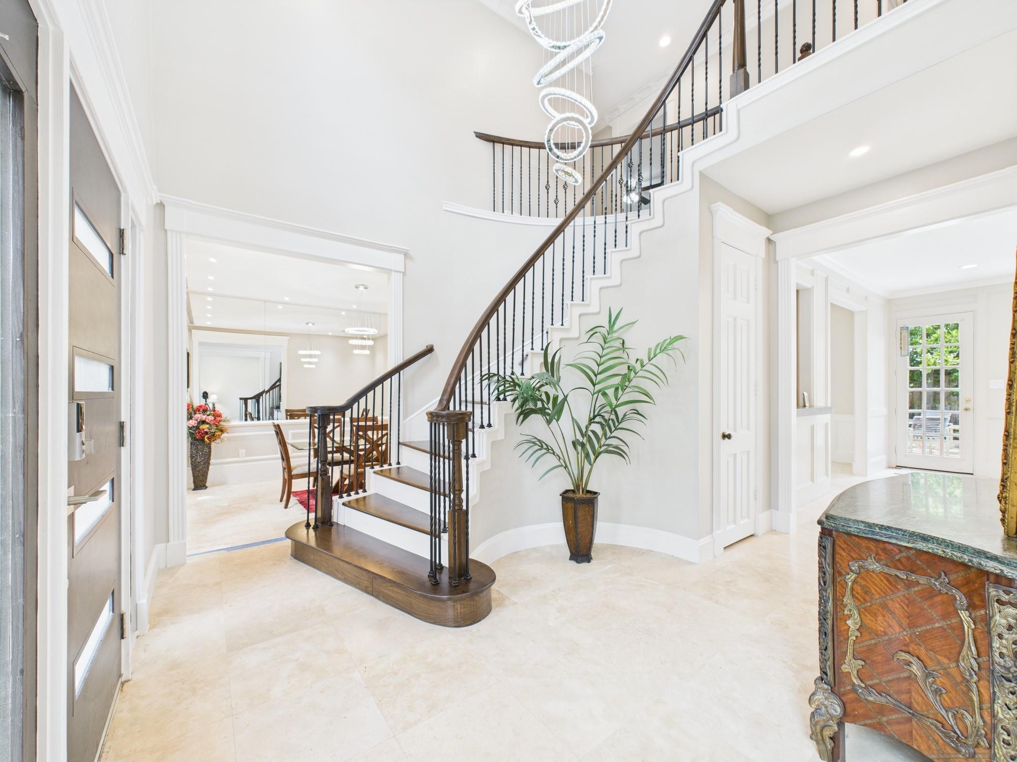 702 Daria Court