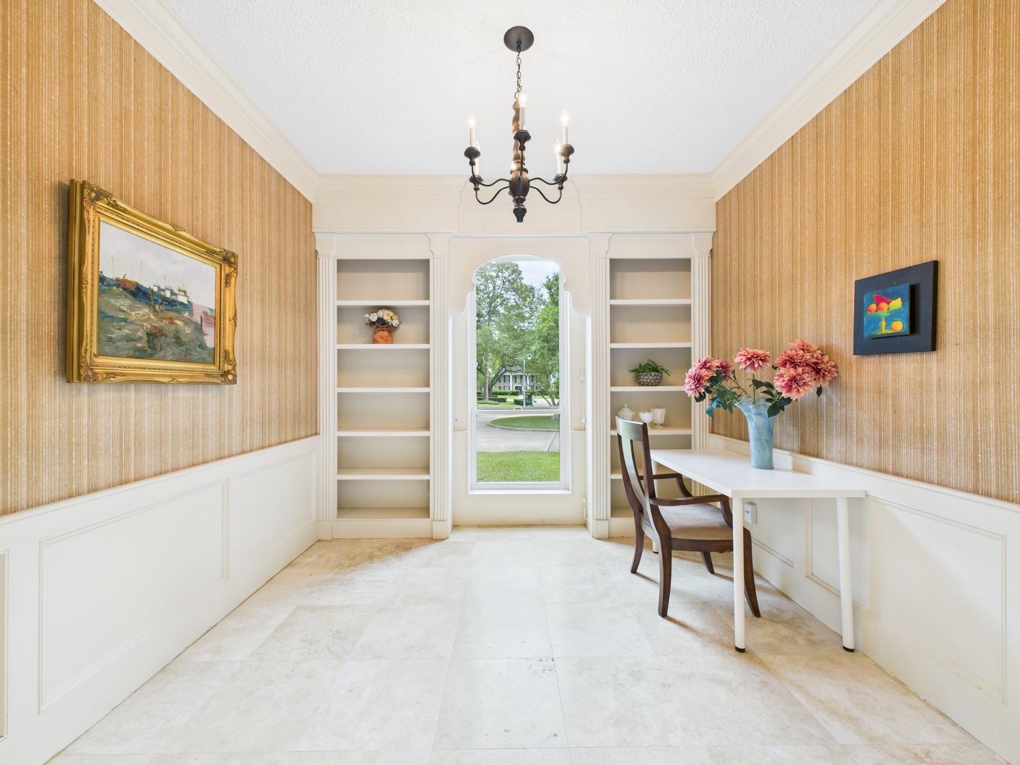 702 Daria Court