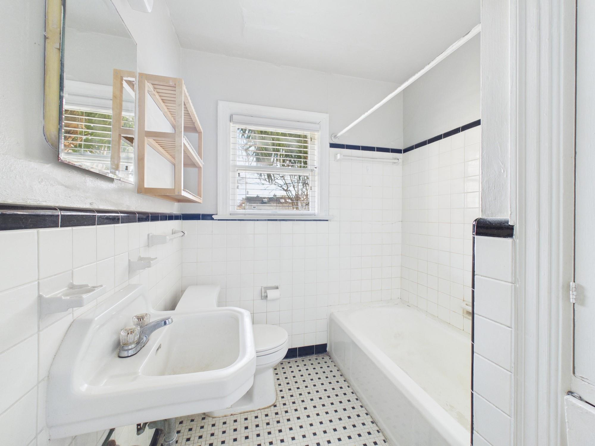 1920 Richmond Avenue # 9