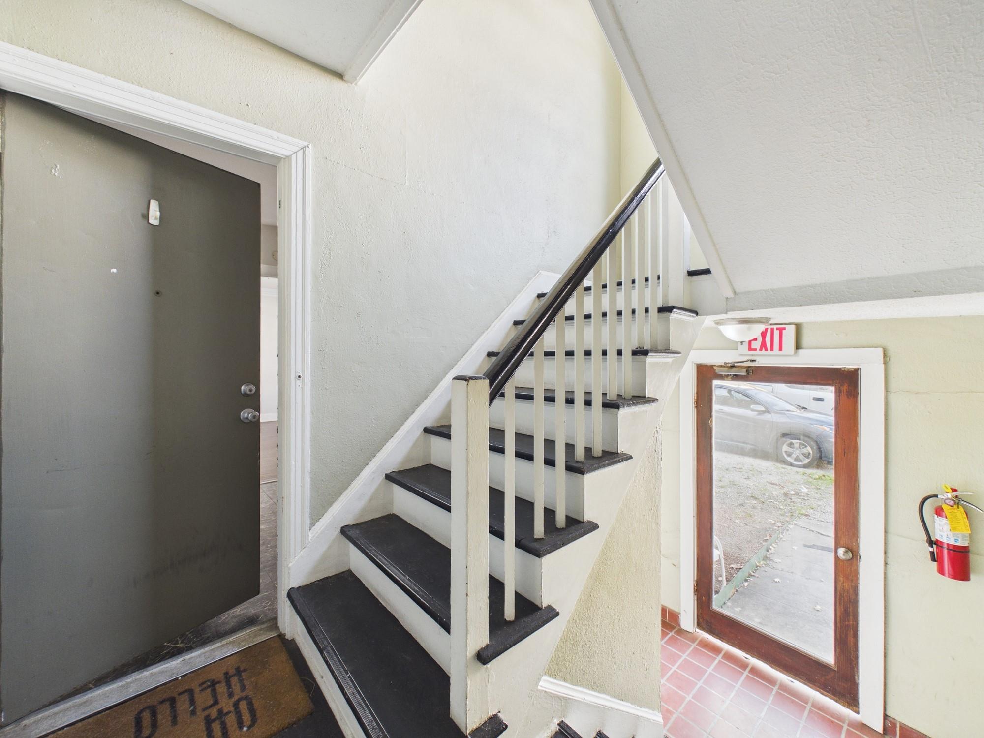 1920 Richmond Avenue # 9