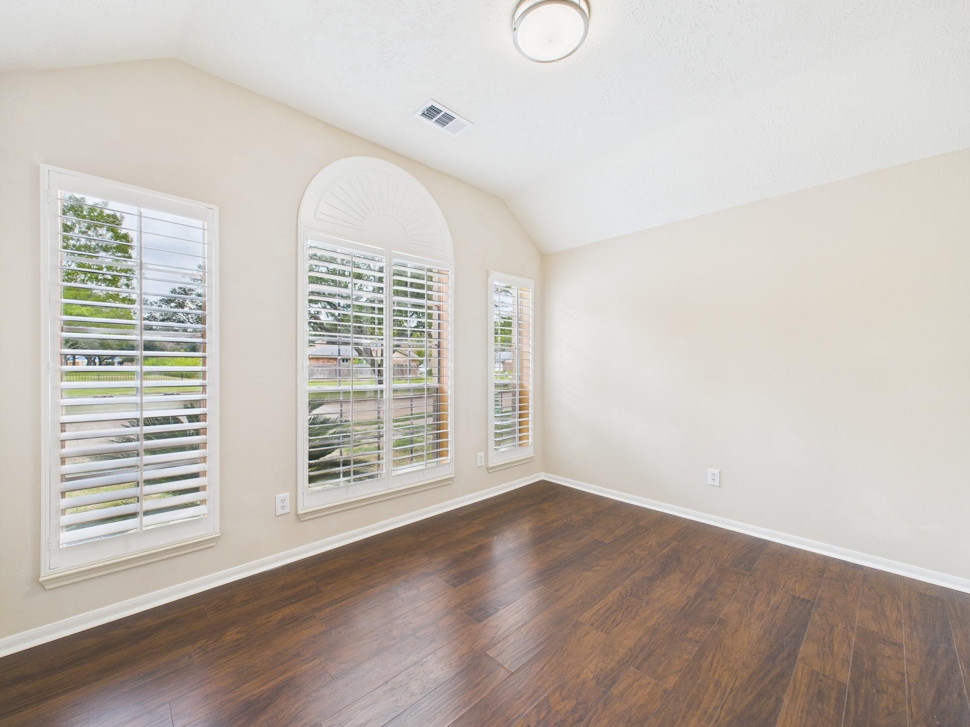 519 Promenade Boulevard