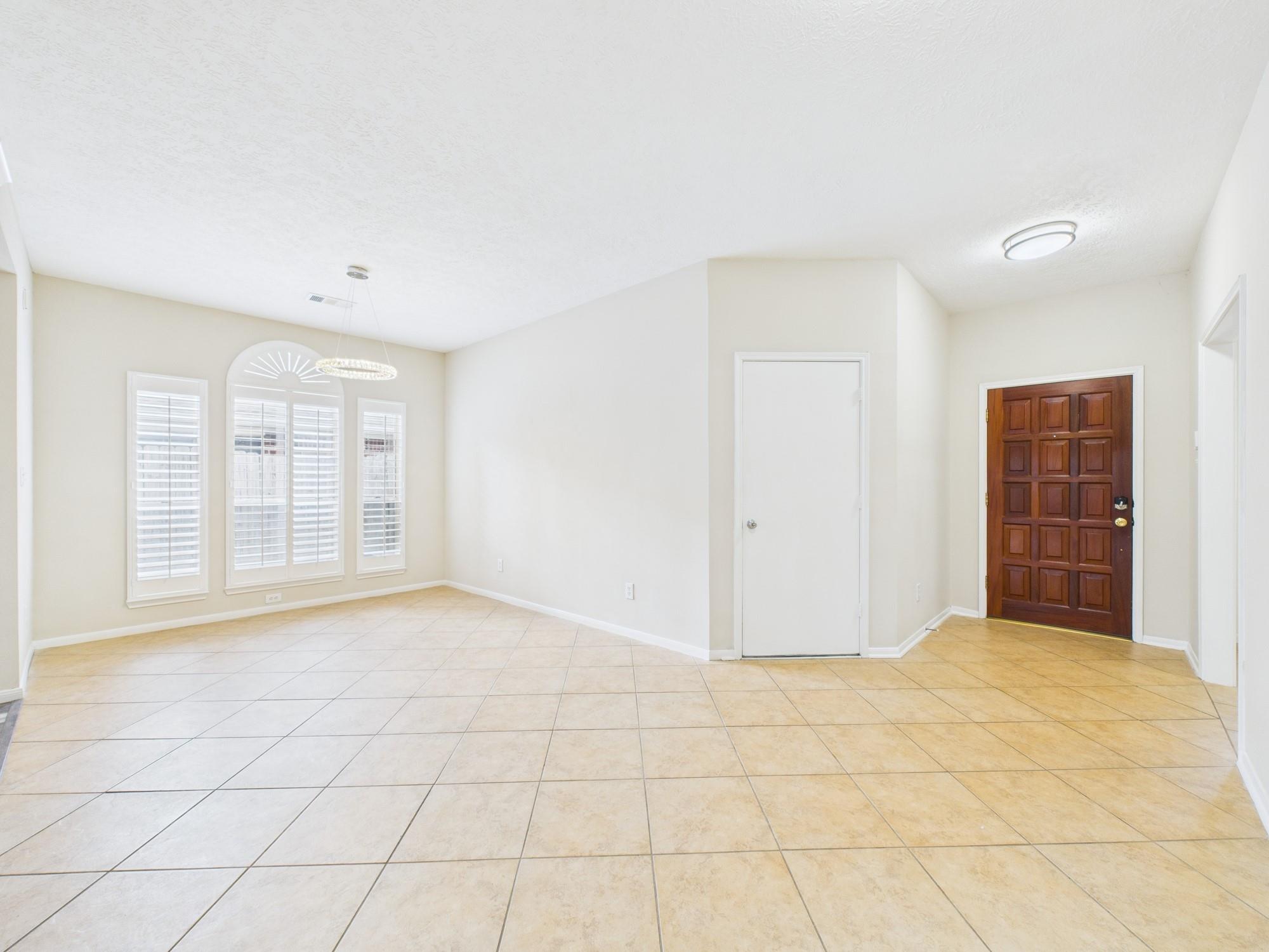 519 Promenade Boulevard