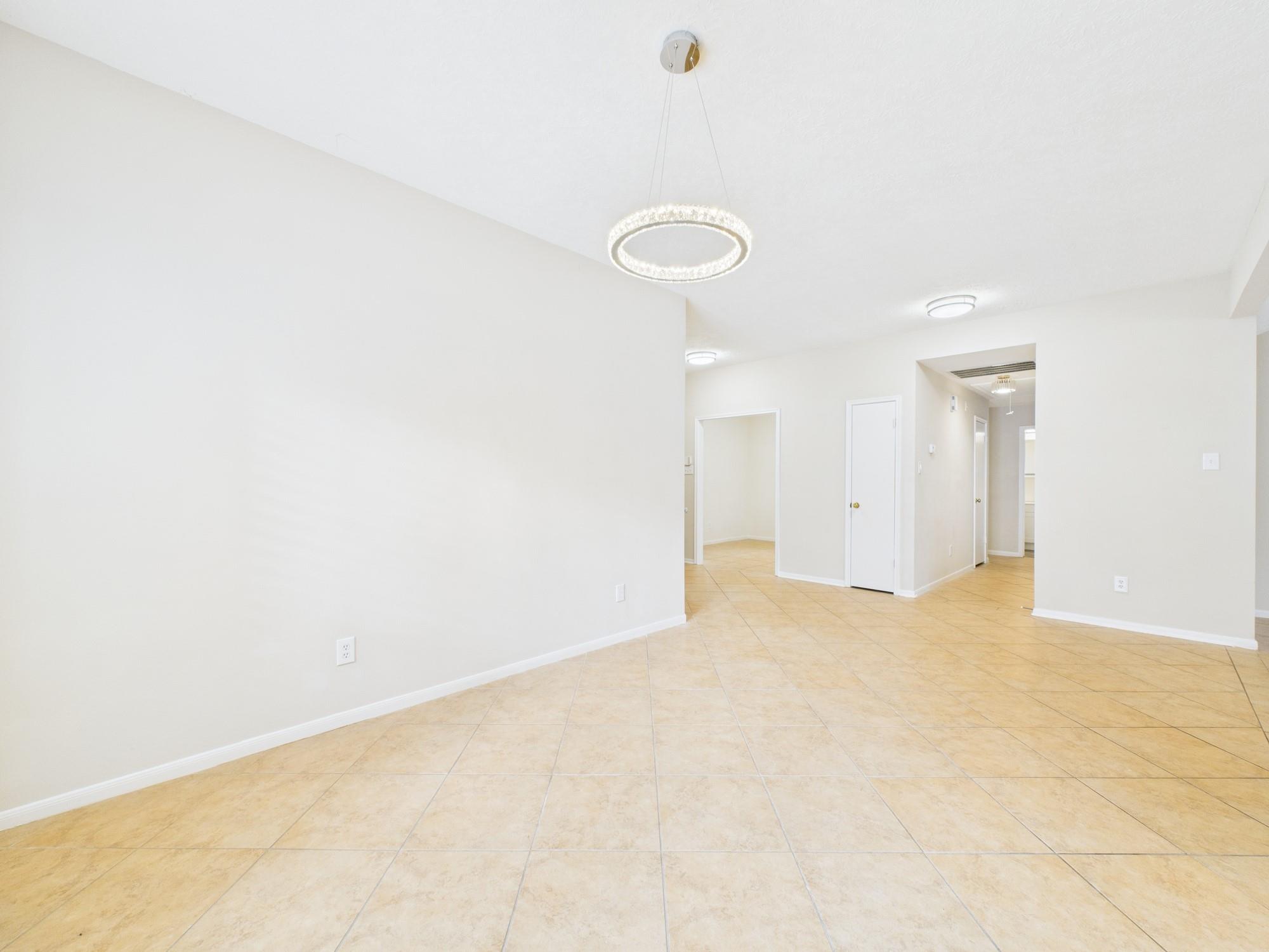 519 Promenade Boulevard