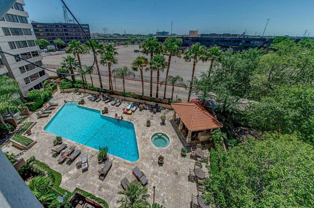 3525 Sage Road # 412