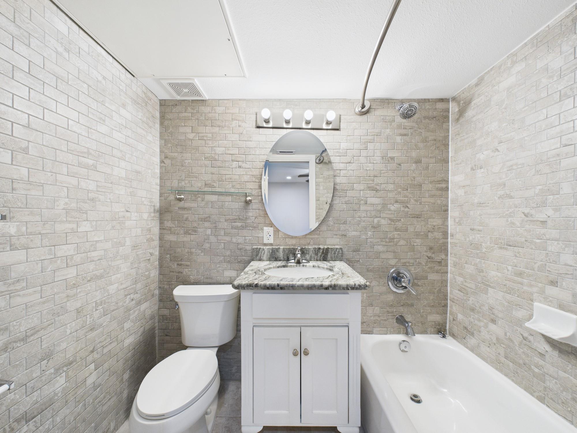 5333 Richmond Avenue # 11