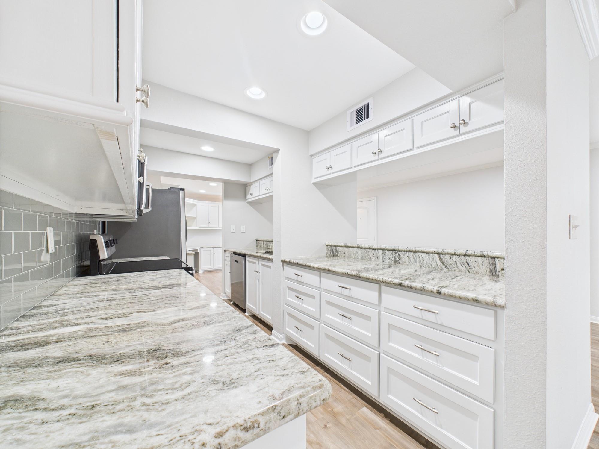 5333 Richmond Avenue # 11