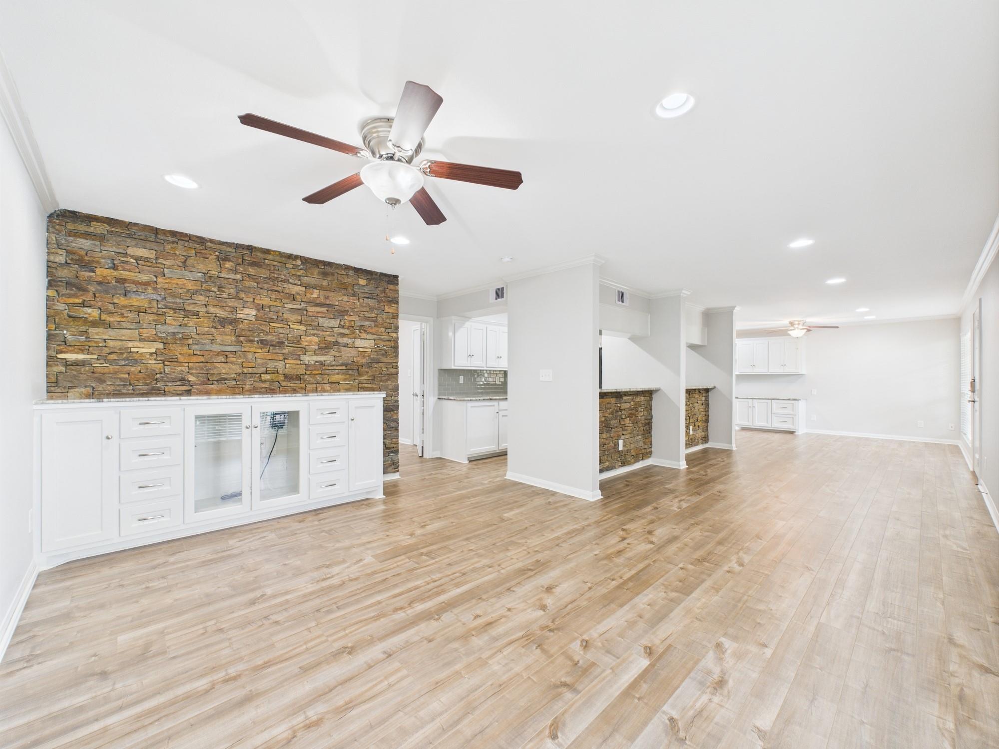 5333 Richmond Avenue # 11