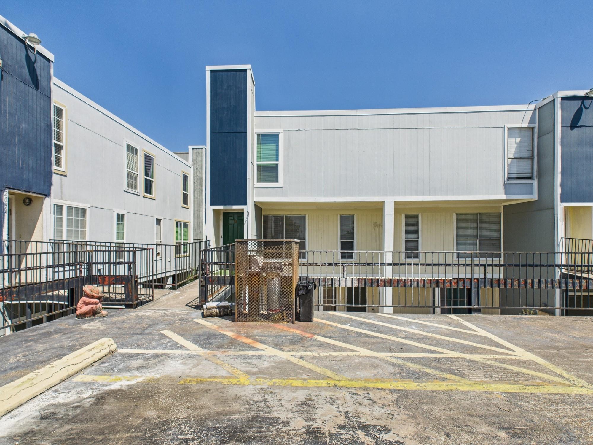 781 Country Place Drive # 2052