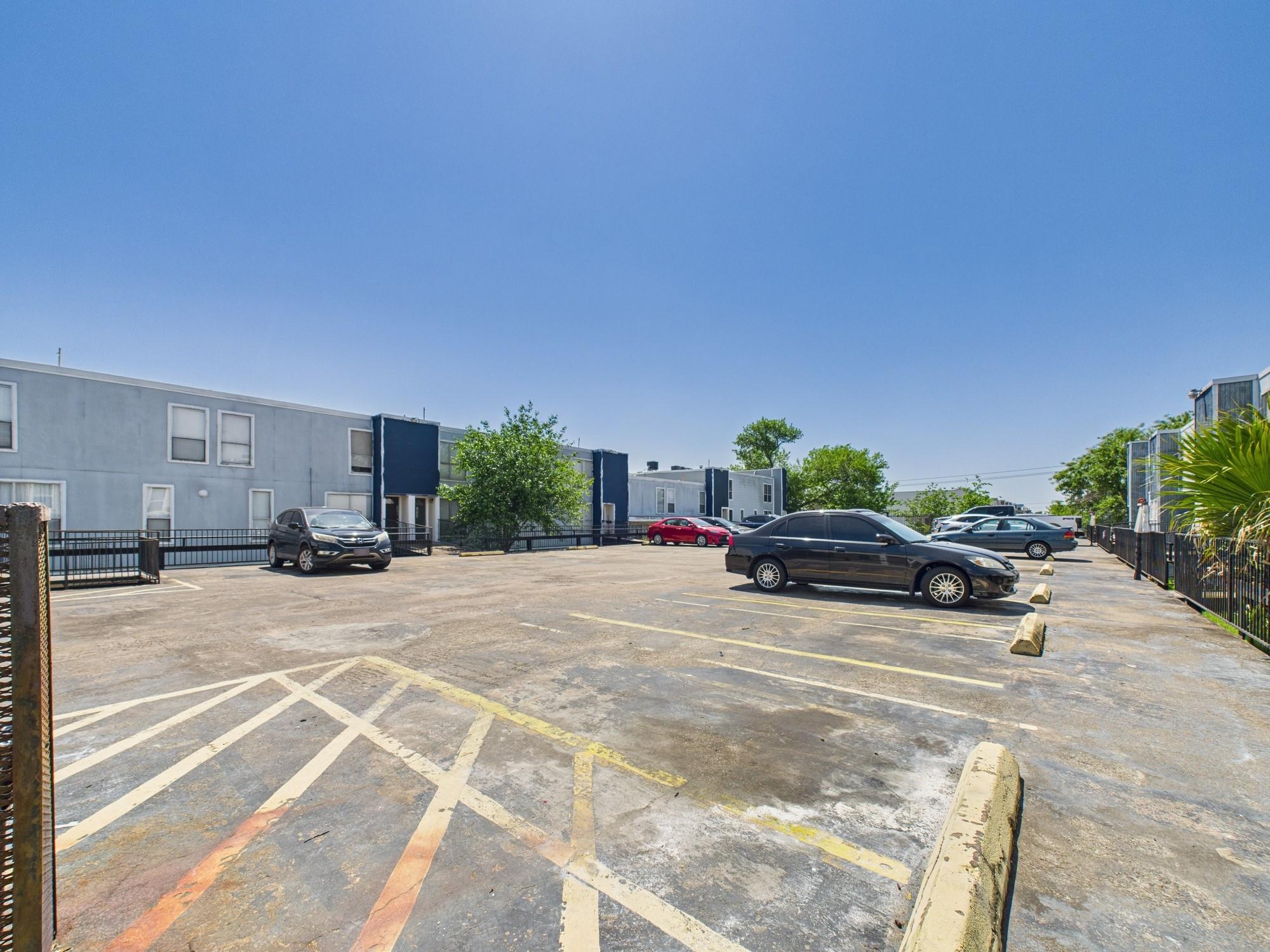 781 Country Place Drive # 2052