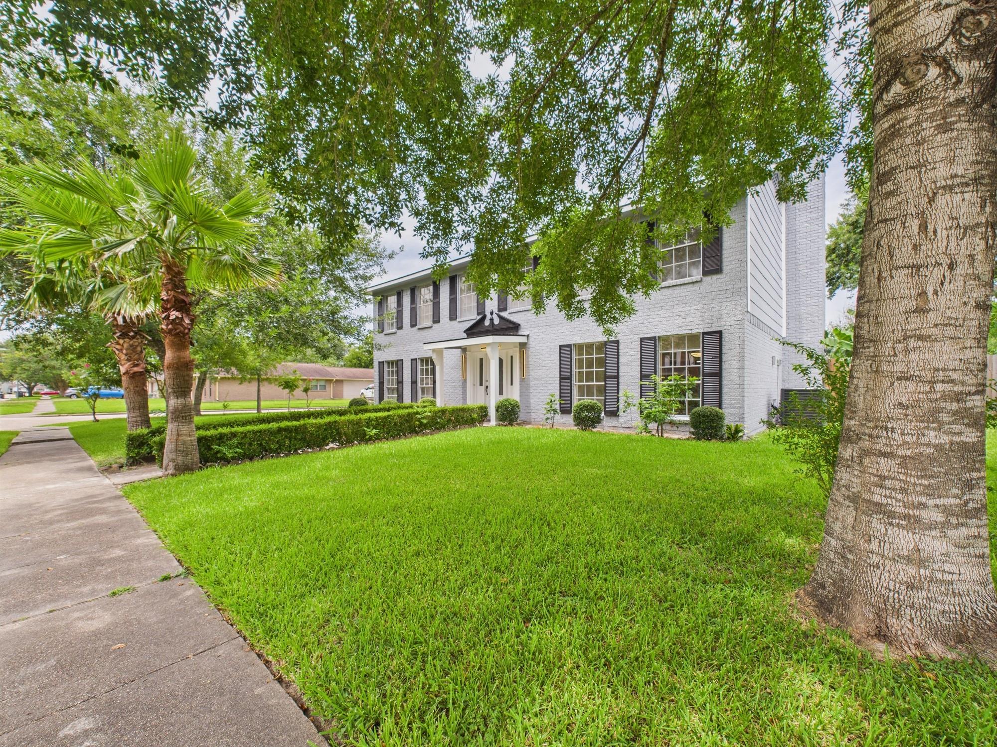459 Woodrail Drive