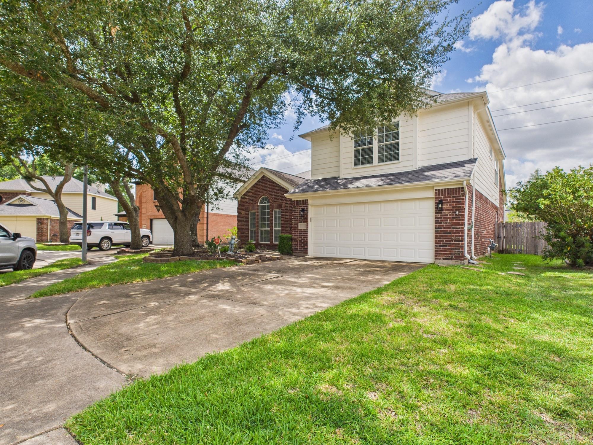 20922 Whitevine Way