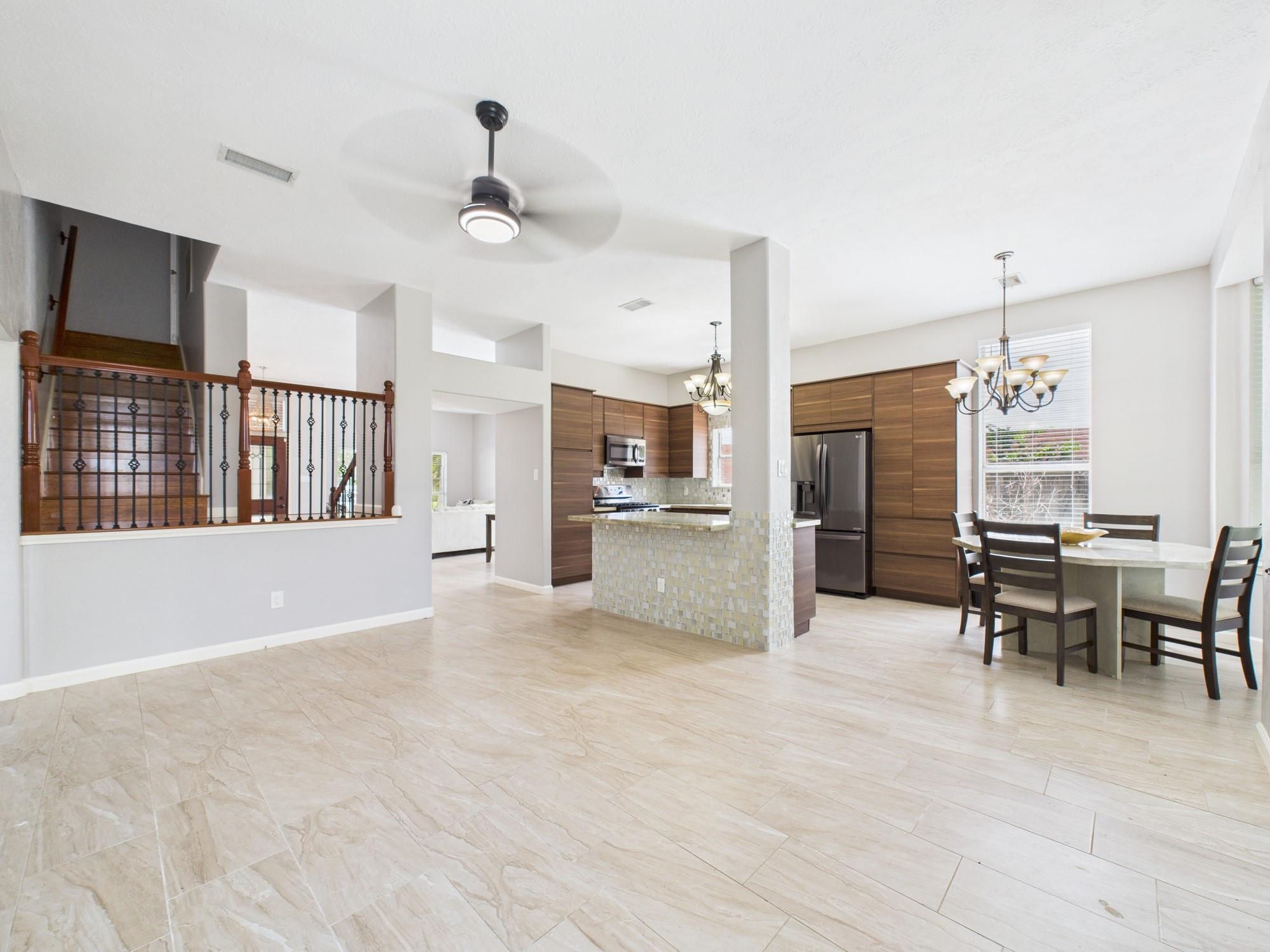 20922 Whitevine Way