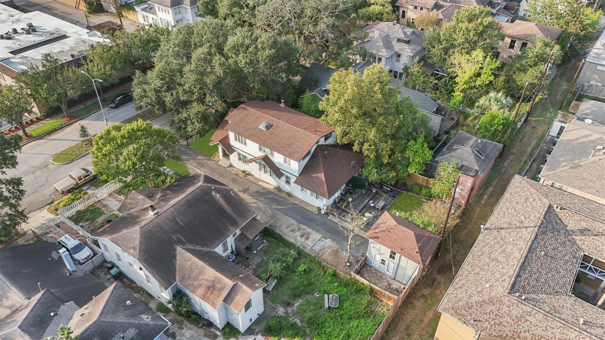 3613 Audubon Place, Houston