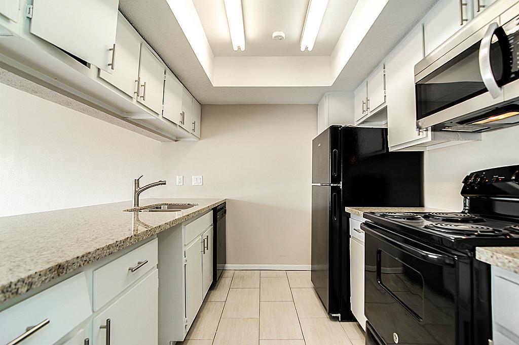 2818 S Bartell Drive # 312