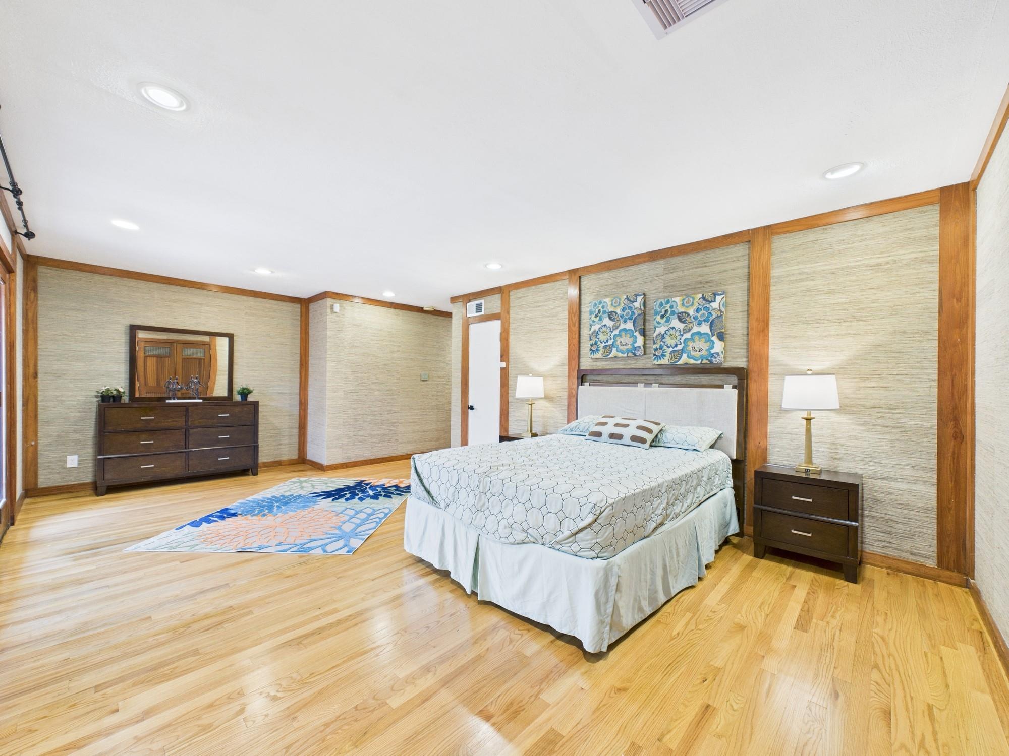 2432 Chimney Rock Road