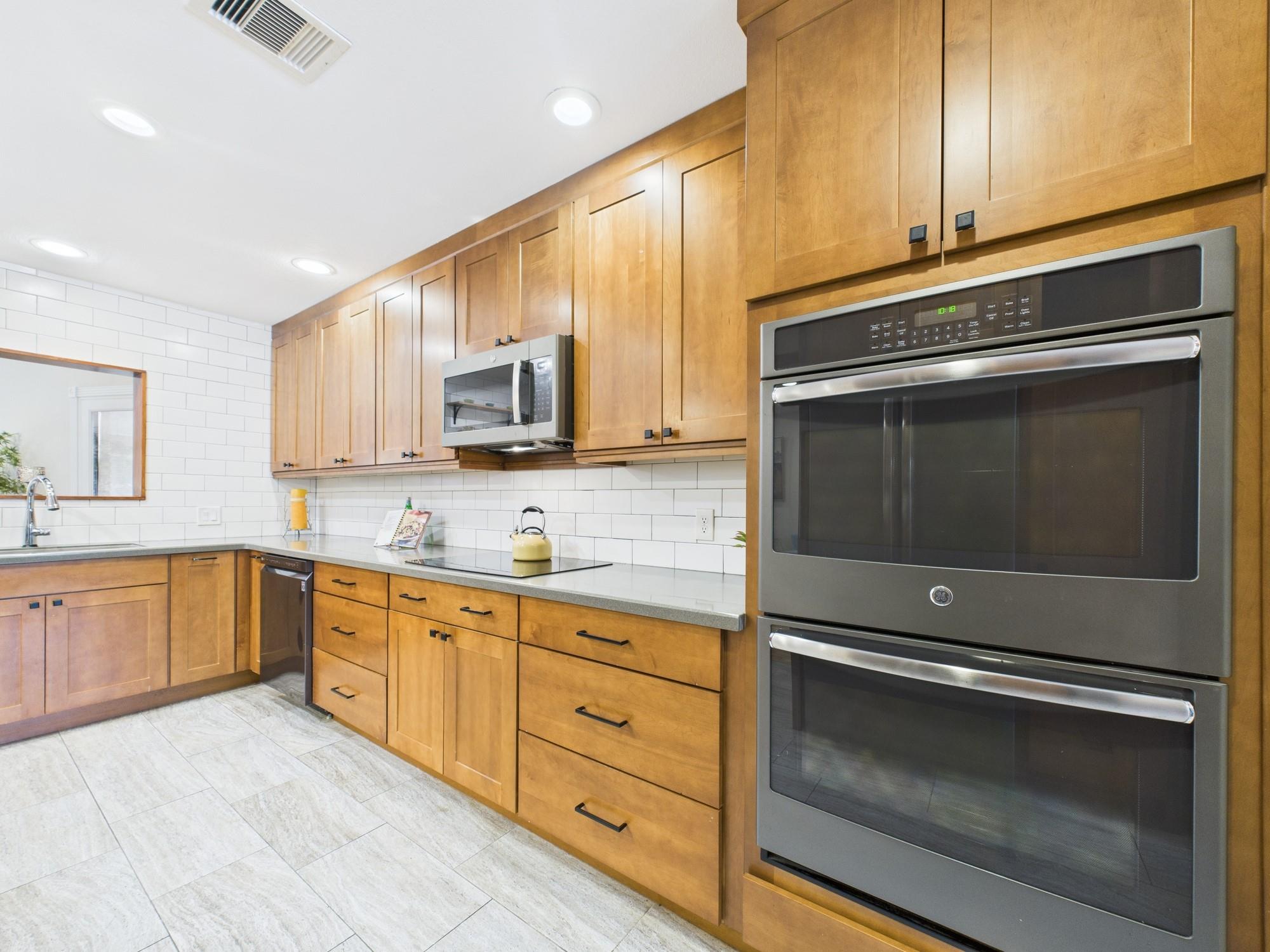 2432 Chimney Rock Road