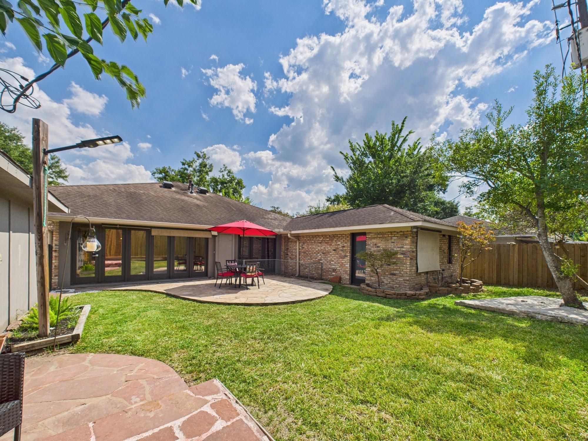 2432 Chimney Rock Road